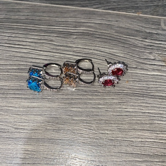 earrings - Picture 1 of 1